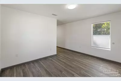 2405 W Hernandez St, Pensacola, FL 32505 - Photo 7