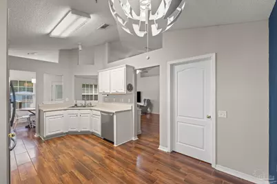 5561 Fawn Ridge Dr, Gulf Breeze, FL 32563 - Photo 9