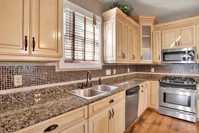 105 S Florida Blanca St, Pensacola, FL 32502 - Photo 21