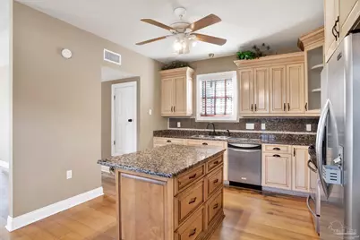 105 S Florida Blanca St, Pensacola, FL 32502 - Photo 19