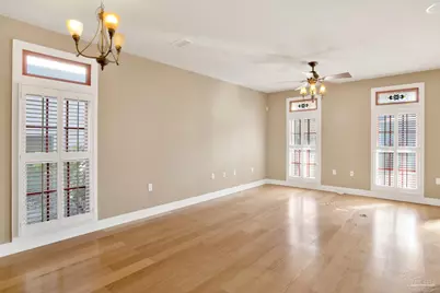105 S Florida Blanca St, Pensacola, FL 32502 - Photo 13