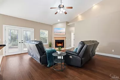 7089 Flintwood St, Navarre, FL 32566 - Photo 5