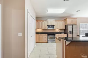 7089 Flintwood St, Navarre, FL 32566 - Photo 11