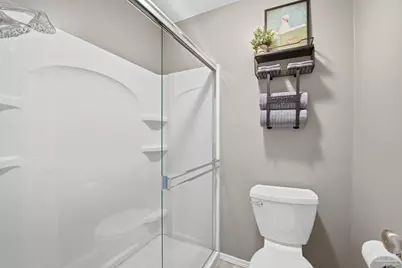 105 Bear Dr, Gulf Breeze, FL 32561 - Photo 19