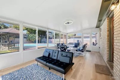 105 Bear Dr, Gulf Breeze, FL 32561 - Photo 21