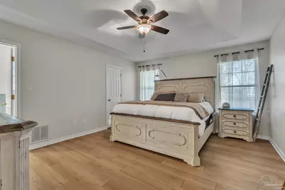 1723 Marseille Dr, Gulf Breeze, FL 32563 - Photo 13