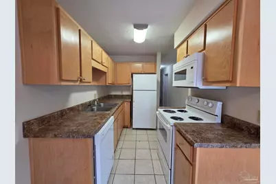 1440 N 61st Ave #8D, Pensacola, FL 32506 - Photo 7