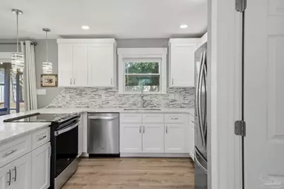2844 Napoli Way, Gulf Breeze, FL 32563 - Photo 9