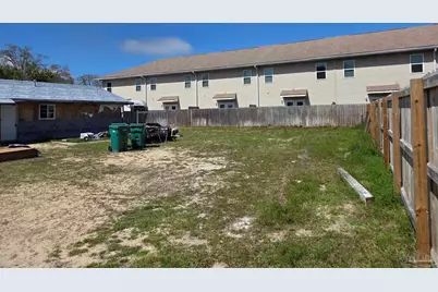 142B Rickey Ave, Fort Walton Beach, FL 32547 - Photo 3