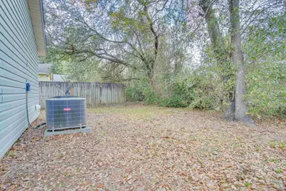 1880 Godfrey St, Pensacola, FL 32501 - Photo 31