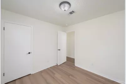 4960 La Ventana Ct, Bellview, FL 32526 - Photo 19