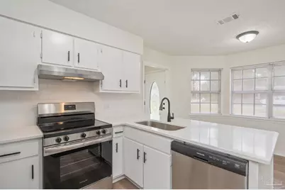 4960 La Ventana Ct, Bellview, FL 32526 - Photo 13