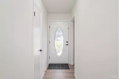 4960 La Ventana Ct, Bellview, FL 32526 - Photo 5