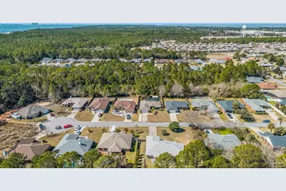 1677 Village Pkwy, Gulf Breeze, FL 32561 - Photo 55