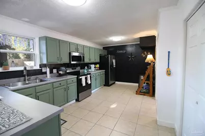 2003 Colony Rd, Pensacola, FL 32526 - Photo 9