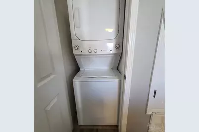 8436 Gulf Blvd, Navarre, FL 32566 - Photo 15