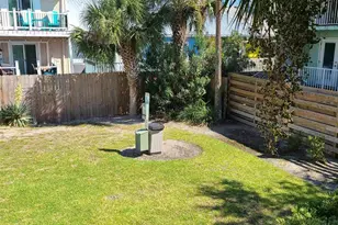 8436 Gulf Blvd, Navarre, FL 32566 - Photo 19