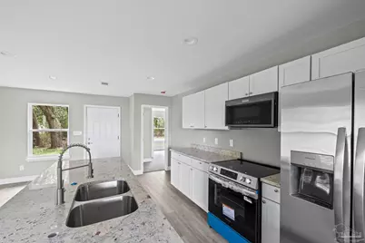 519 Bayliss Ct, Pensacola, FL 32505 - Photo 9