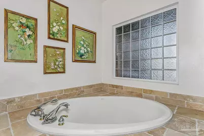 2624 San Antonio Dr, Milton, FL 32583 - Photo 27