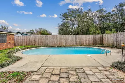 6931 Falcon Dr, Pensacola, FL 32526 - Photo 33