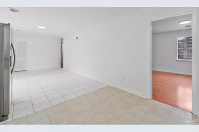 8090 Tippin Ave, Pensacola, FL 32514 - Photo 9