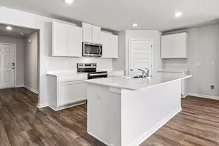 9731 Dutton Ln, Milton, FL 32583 - Photo 5