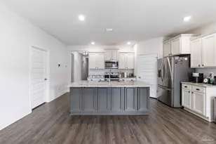 7979 Burnside Loop, Pensacola, FL 32526 - Photo 3