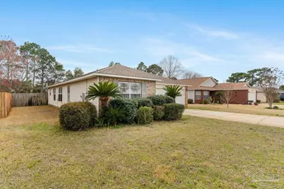 9523 Parker Pl Dr, Navarre, FL 32566 - Photo 3