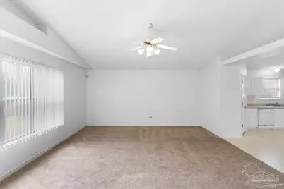 9523 Parker Pl Dr, Navarre, FL 32566 - Photo 5