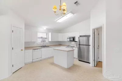 9523 Parker Pl Dr, Navarre, FL 32566 - Photo 7