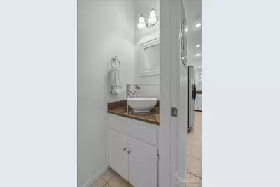 109 Calle De Santiago Ct, Pensacola, FL 32502 - Photo 15
