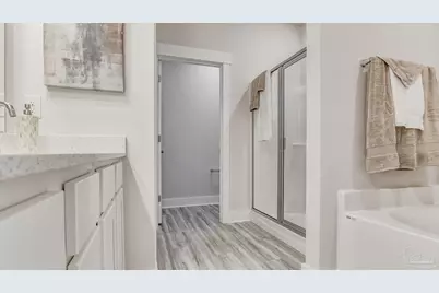 8050 Fox Hunt Dr, Milton, FL 32583 - Photo 15