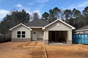 5132 Bankhead Dr, Pensacola, FL 32526 - Photo 1