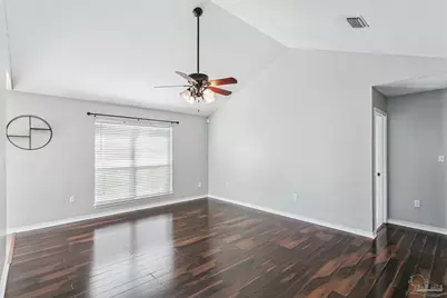 6545 Fern St, Navarre, FL 32566 - Photo 3