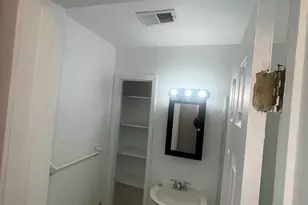 1105 W Strong St, Pensacola, FL 32501 - Photo 7