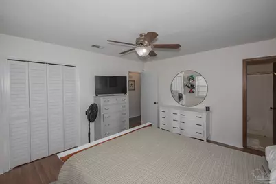 6940 Falcon Dr, Pensacola, FL 32526 - Photo 11
