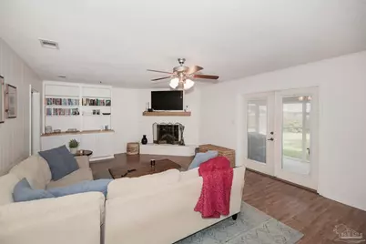 6940 Falcon Dr, Pensacola, FL 32526 - Photo 17