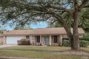 6940 Falcon Dr, Pensacola, FL 32526 - Photo 3