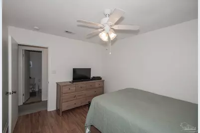 6940 Falcon Dr, Pensacola, FL 32526 - Photo 15