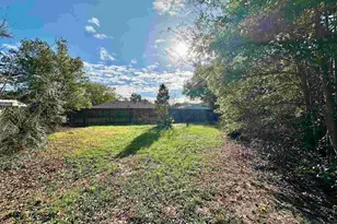 3585 Blueridge Dr, Pensacola, FL 32504 - Photo 31