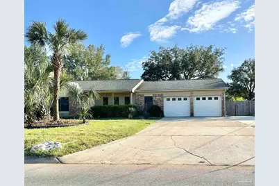 3585 Blueridge Dr, Pensacola, FL 32504 - Photo 1