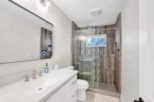 5470 N Shore Rd, Pensacola, FL 32507 - Photo 23