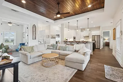 5140 Sandy Shores Dr, Gulf Breeze, FL 32563 - Photo 5