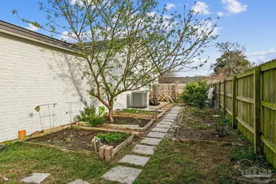 975 Grand Canal St, Gulf Breeze, FL 32563 - Photo 5