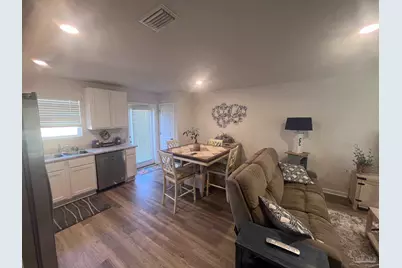 6249 Firefly Dr, Milton, FL 32583 - Photo 5