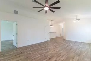 3009 N 36th Ave, Milton, FL 32583 - Photo 13