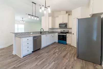 3009 N 36th Ave, Milton, FL 32583 - Photo 9