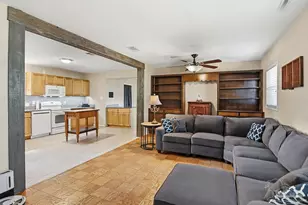 402 Navarre St, Gulf Breeze, FL 32561 - Photo 9