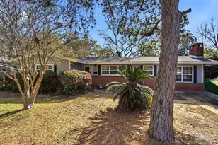 402 Navarre St, Gulf Breeze, FL 32561 - Photo 3