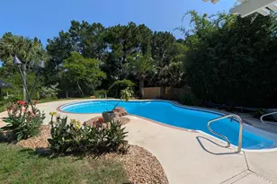 629 Downhaul Dr, Pensacola, FL 32507 - Photo 5
